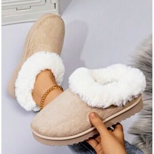 Fuzzy Slippers Cozy Scuff Clog‎ Slip On Faux Fur Lined Beige Size 6 NWOT